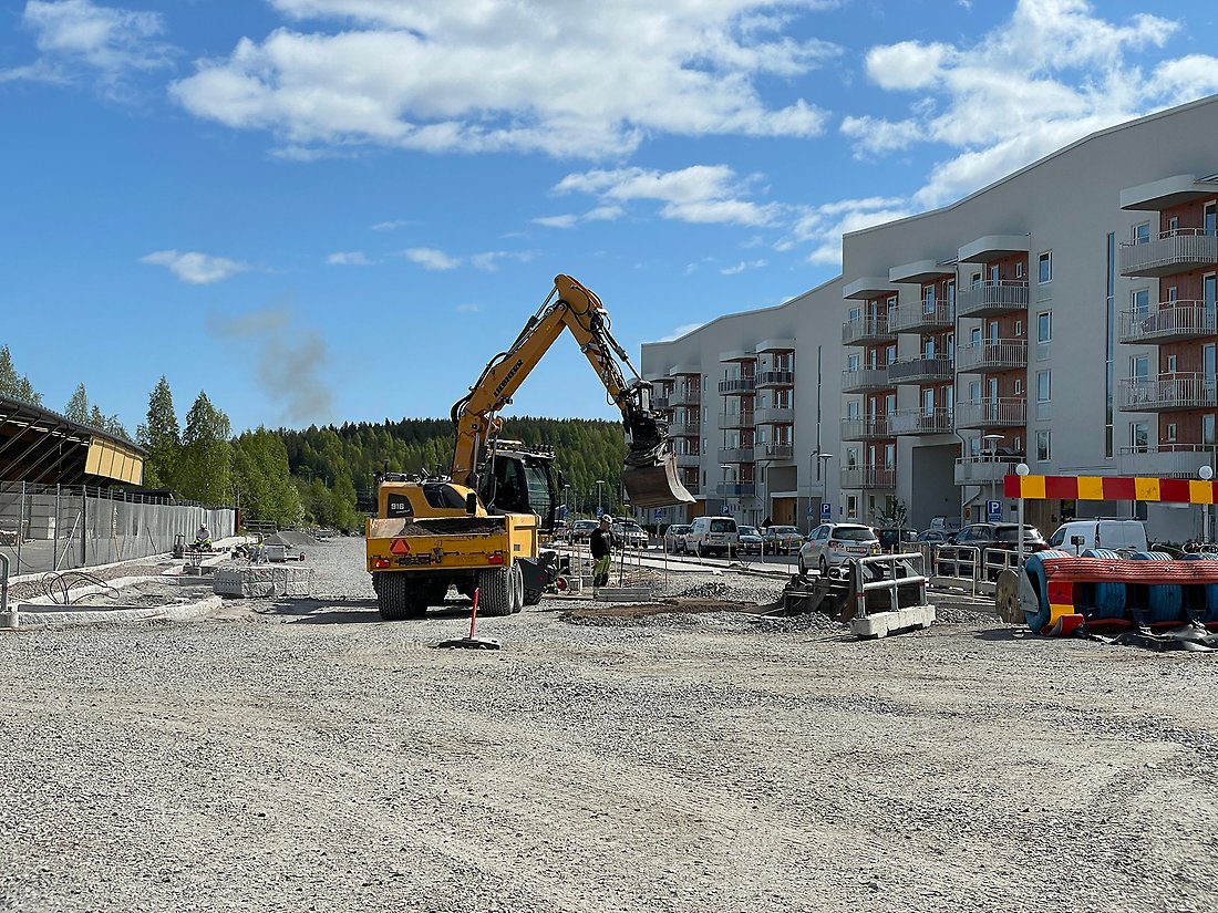 Återställning  och nybyggnation utanför bostadsområdet Kuststad pågår.